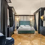 Nato Felice Apartment